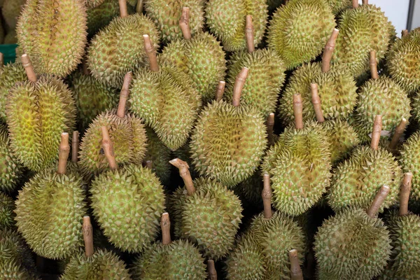 Durian,the fruit in Thailand. tropical fruit delicious, sweet an — Stock Photo, Image