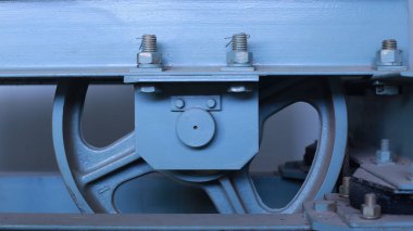 Asansör boşluğuna bakım. Kontrol kabloları