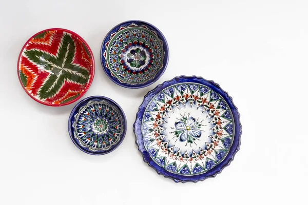Placas Cerâmica Colorida Leste Tigelas Com Padrão Nacional Cores Azul — Fotografia de Stock