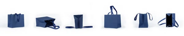 横幅从空礼品袋 经典蓝色购物袋中分离出来的白色背景 空白工艺包装的调校 礼物假期的概念 — 图库照片