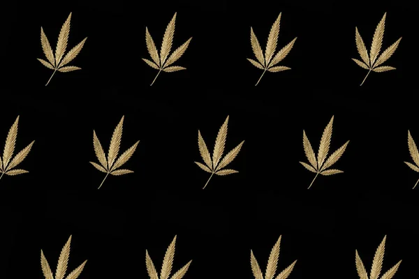 Abstract Patroon Gouden Bladeren Cannabis Marihuana Zwarte Achtergrond Minimale Branding — Stockfoto