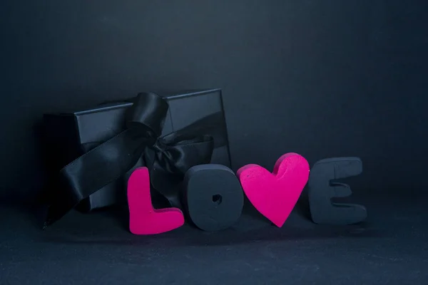 Black Gift Box Red Letters Love Dark Background Copy Space — 스톡 사진