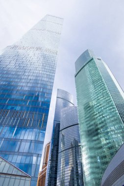 Moskova 'nın iş merkezi, Moskova, Rusya' nın uluslararası iş merkezi modern ofis binalarının yüksek katlı ayna kuleleri