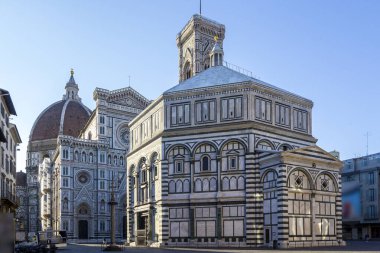 Santa Maria del Fiore Katedrali ve San Giovanni St. John Battistero Baptistery Sabah erken saatlerde, Floransa, Toskana, İtalya