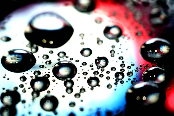 Капли Воды Ярком Красочном Размытом Фоне Капли Абстрактных Цветов — стоковое фото
