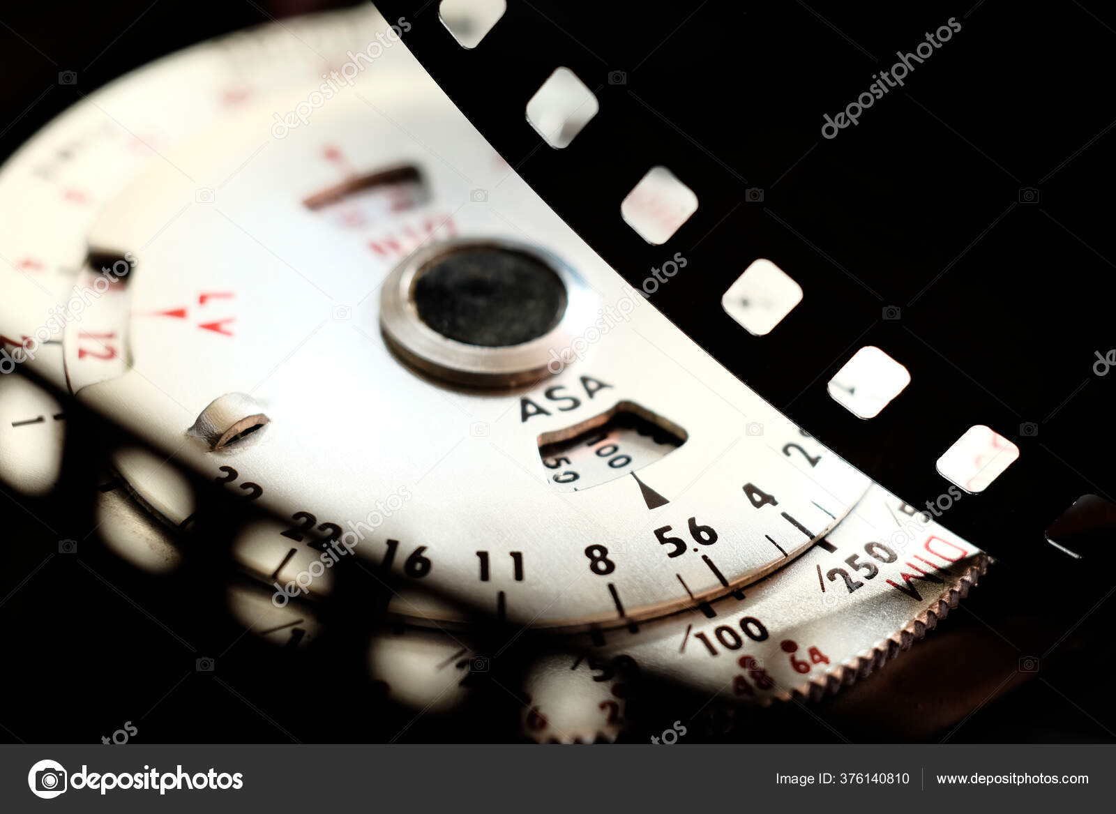 Vintage Analog Photographic Light Meter 35Mm Negative Film Non Electronic — Stock Photo © beso_q