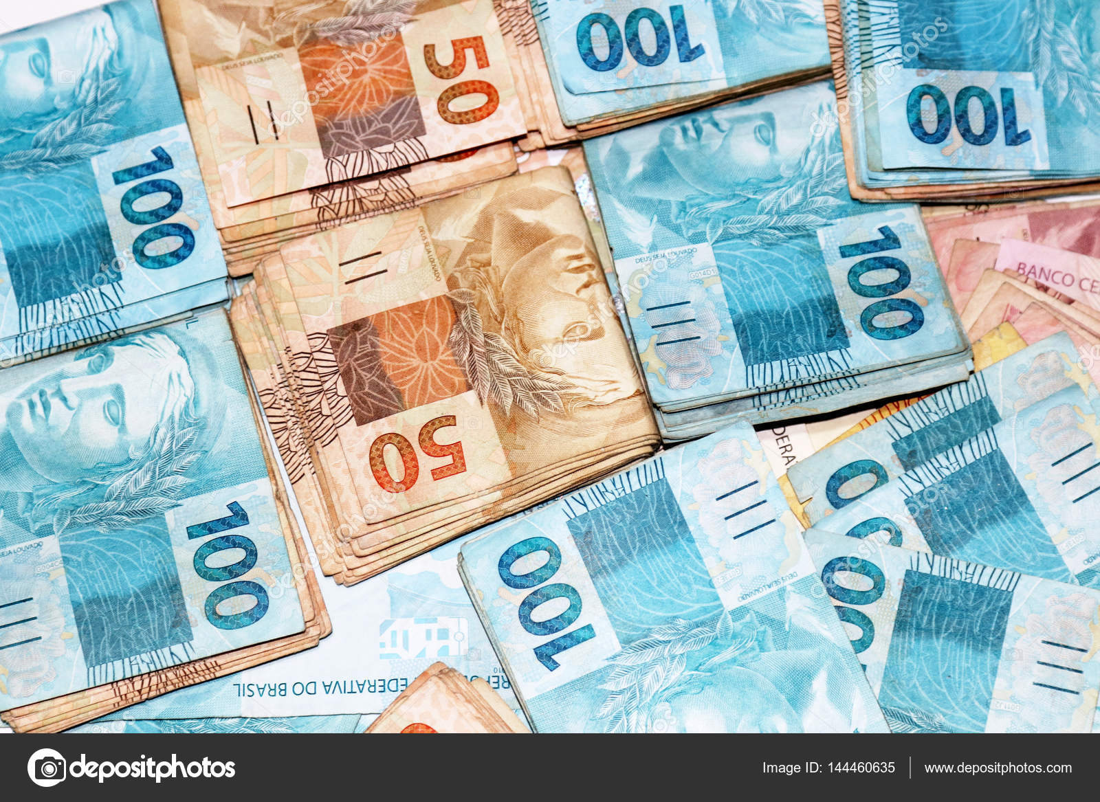 巴西的钱包与新的票据——图库图片© joelfotos #144460635