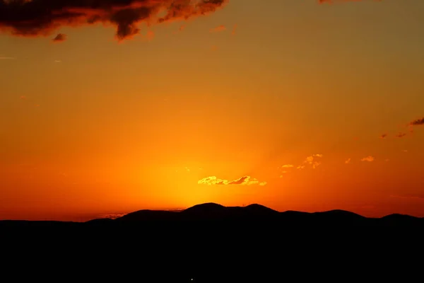 Coucher de soleil colorant l'horizon du Brésil — Photo