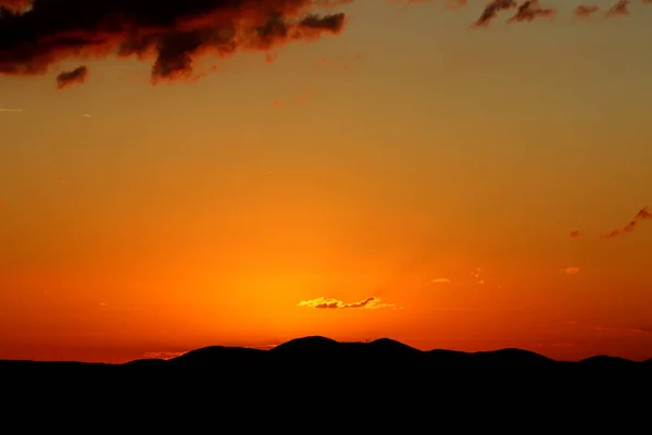 Coucher de soleil colorant l'horizon du Brésil — Photo