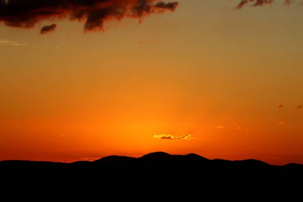 Puesta de sol para colorear el horizonte —  Fotos de Stock