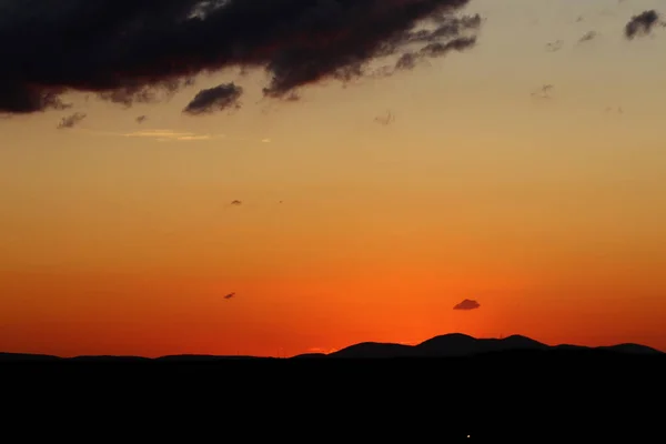 Farbenfroher Himmel bei Sonnenuntergang — Stockfoto