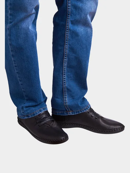 Men Leather Summer Shoes Elastic Black Sole Isolated White Background — Stock Photo, Image