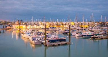 Brighton, East Sussex. İngiltere'de. 13 Nisan 2017. Marina üzerinden görünüm
