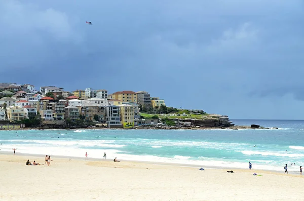Najbardziej znana plaża w Australii Bondi Beach — Zdjęcie stockowe
