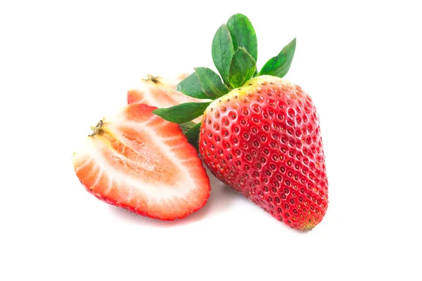 çilek izole beyaz arka plan