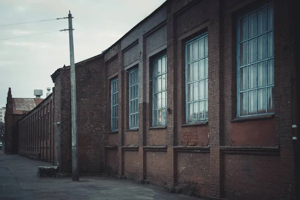 Stará tovární budova, symbol recese — Stock fotografie
