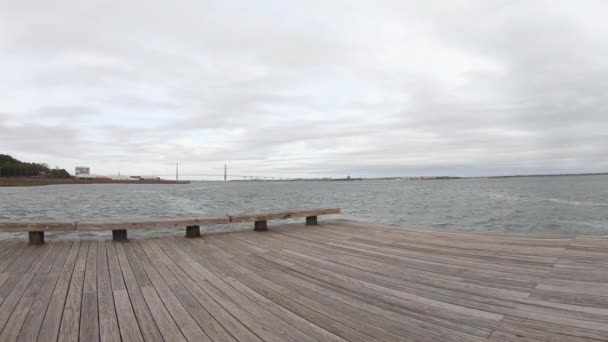 Time-lapse de hermoso embarcadero o muelle con nubes tormentosas, 4k — Vídeos de Stock