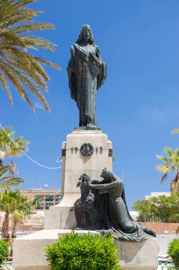 Floriana, Malta - 10 Mayıs 2017: İsa Floriana Valletta yakınındaki Kral Anıtı.