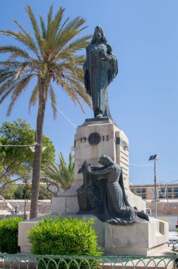 Floriana, Malta - 10 Mayıs 2017: İsa Floriana Valletta yakınındaki Kral Anıtı.