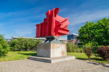 Gdansk, Polonya - 22 Mayıs 2017: Jan z Gdansk Kolna Street boyunca eski viyadük parçası.