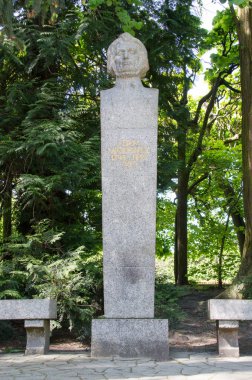 Gdansk, Polonya - 22 Mayıs 2017: Anıt, Adam Mickiewicz Gdansk Oliwa Park.