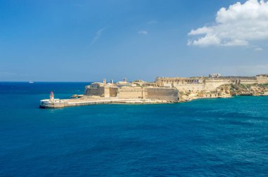 Kalkara, Malta - 9 Mayıs 2017: Fort Rikasoli panoramik görünümü.