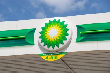 Malbork, Polonya - 18 Haziran 2017: Bp logosu - İngiliz petrol benzin istasyonu.