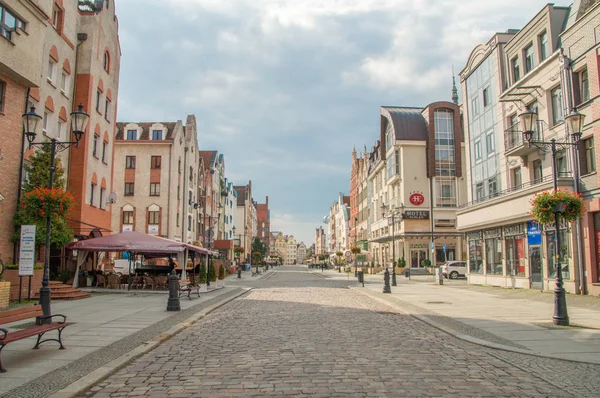 Mercado Viejo (polaco: Stary Rynek) calle en el casco antiguo de Elblag . — Foto de Stock