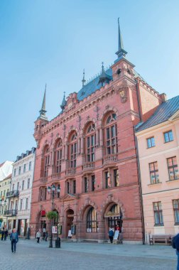 Torun, Polonya - 29 Eylül 2017: Artus mahkemede eski kasaba Torun.