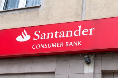 Gdansk, Polonya - 14 Ocak 2018: Logo ve Santander tüketici banka Gdansk iz.