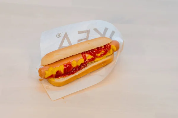 Gdansk Pologne Janvier 2018 Hot Dog Ikea Moutarde Ketchup — Photo