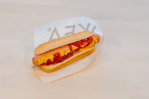 Gdansk Polônia Janeiro 2018 Cachorro Quente Ikea Com Mostarda Ketchup — Fotografia de Stock