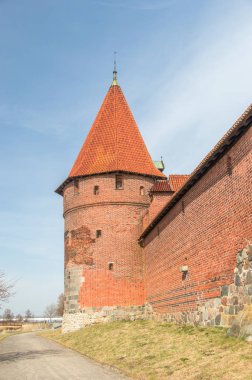 Malbork Cermen sırayla Castle Kulesi.