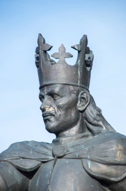 Malbork, Polonya - 4 Nisan 2017: Yakın çekim kafa, anıt Casimir IV Jagiellon için (Lehçe: Kazimierz IV Andrzej Jagiellonczyk) Malbork içinde. Casimir IV bir Grandük Litvanya üzerinden yapıldı ve o Kral