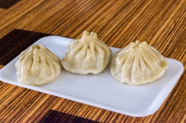 Lezzetli sulu khinkali.