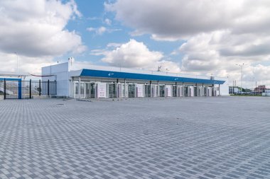 Kaliningrad Stadyumu 'na giriş Oktyabrsky Adası' nda bulunan bir futbol stadyumudur..