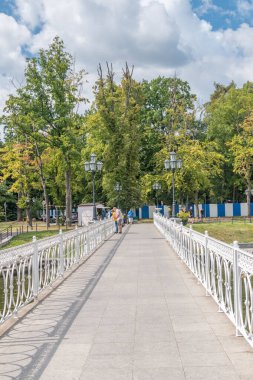 Üst Göl 'deki Belyy Köprüsü.