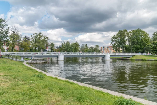 Pont Belyy sur Upper Pond . — Photo