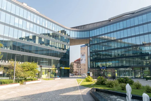 Edificio de oficinas Nova Karolina Park en Ostrava . —  Fotos de Stock