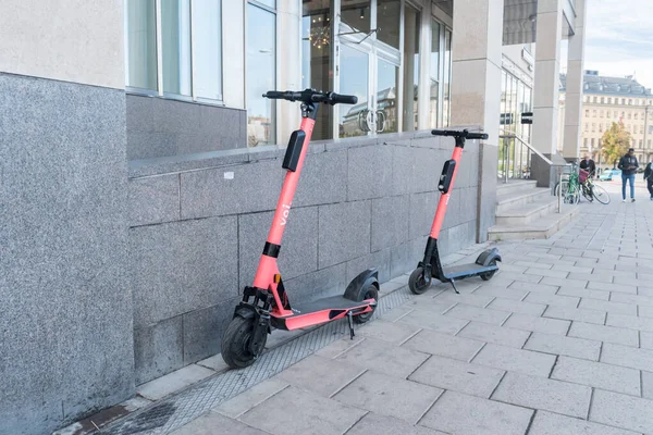 Voi-scooters in Stockholm. — Stockfoto