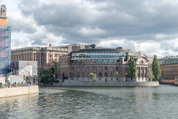 El edificio del parlamento (Riksdag) en Estocolmo, Suecia . — Foto de Stock