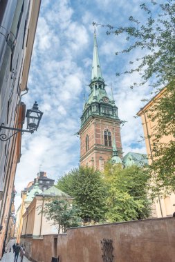 Alman Kilisesi Kulesi 'ne sahip Prastgatan Caddesi İsveç' in Stockholm kentindeki St. Gertrude Kilisesi olarak da bilinir..