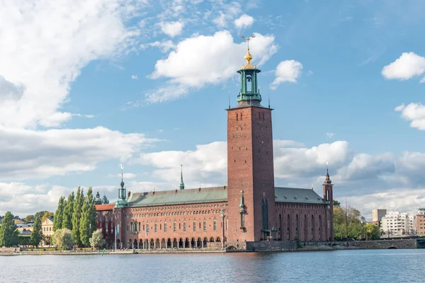 Ayuntamiento de Estocolmo, edificio del Ayuntamiento de Estocolmo en Suecia . — Foto de Stock