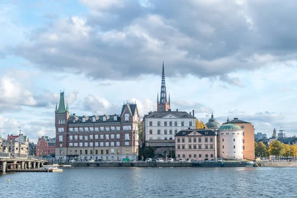 斯德哥尔摩市中心的一个小岛，Riddarholmen视图. — 图库照片
