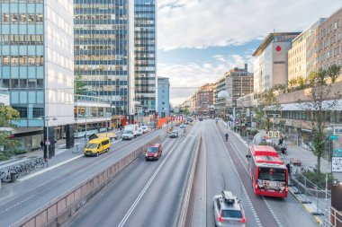 Stockholm şehir merkezinde trafik var..