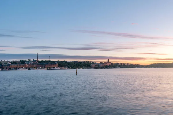 Vista panorámica de Riddarfjarden (en inglés: The Knight Firth) al atardecer . — Foto de Stock