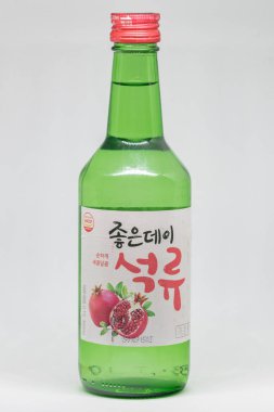 Bir şişe Soju Güney Kore ruhu..
