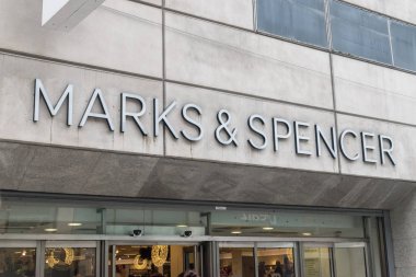 Marks & Spencer logosu.