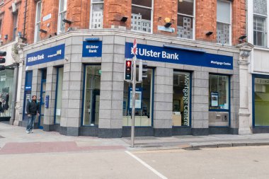 Ulster Bank büyük bir ticari bankadır ve geleneksel dört İrlanda bankasından biridir..