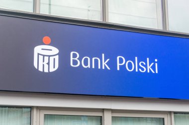 Pko Bank Polski 'nin logosu ve imzası. Pko Bank Polski, Polonya 'nın 1919 yılında kurulan en büyük bankasıdır..